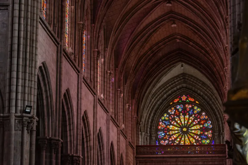 Quatre saisons, une même nef : comment l'immersion 360° révèle le visage changeant de nos basiliques