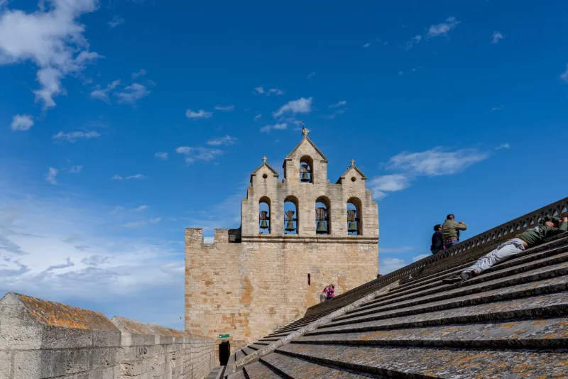 La génération connectée face au sacré : les 18-35 ans et l'immersion 360° dans les basiliques